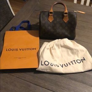 Authentic Louis Vuitton Speedy 25